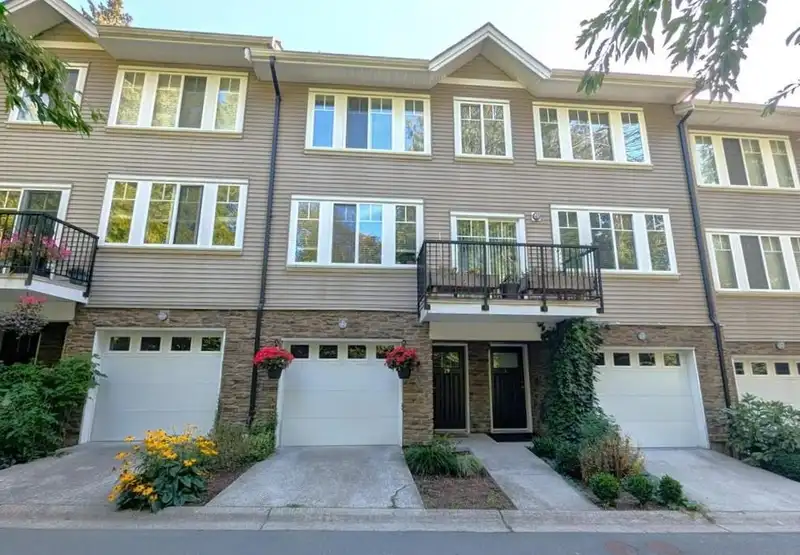 29 13864 HYLAND ROAD - photo 1 of 22