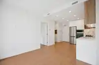 303 13387 OLD YALE ROAD - thumbnail 5