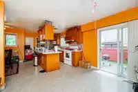 9303 STUART CRESCENT - thumbnail 8