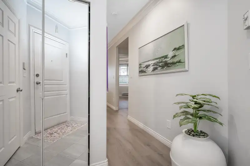 107 8115 121A STREET - photo 2 of 32