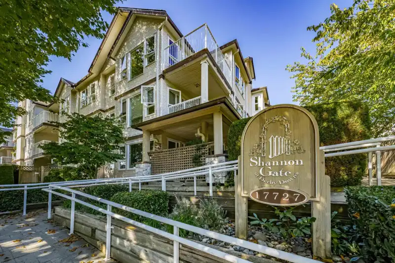 101 17727 58 AVENUE - photo 1 of 40