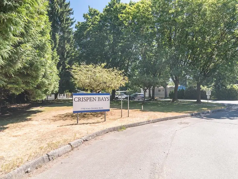 180 7790 KING GEORGE BOULEVARD - photo 2 of 33