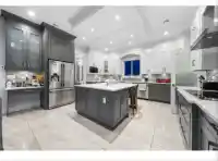6637 121A STREET - thumbnail 2