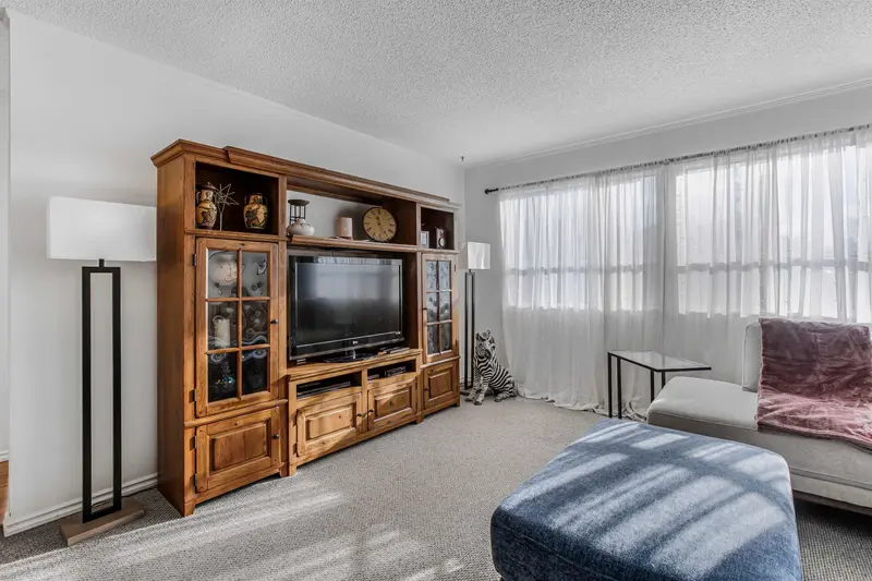 15 11125 232ND STREET - photo 4 of 25