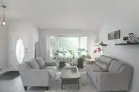 18875 63 AVENUE - thumbnail 3