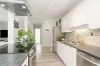 312 13771 72A AVENUE - thumbnail 4