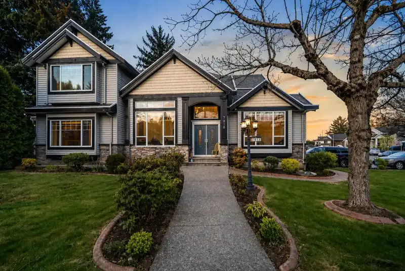 7918 147A STREET - photo 1 of 25