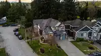 7918 147A STREET - thumbnail 3