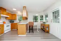 9411 162 STREET - thumbnail 13