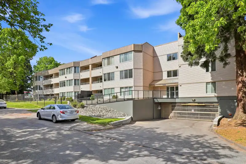 101 9635 121 STREET - photo 1 of 33