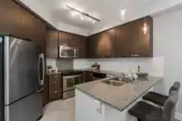 219 15956 86A AVENUE - thumbnail 9