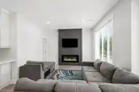 10 8033 166B STREET - thumbnail 12