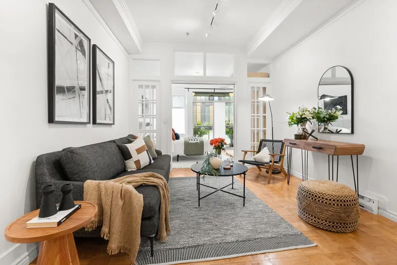 B5 238 E 10TH AVENUE - photo 1 of 25