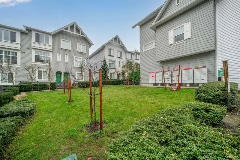 111 8168 136A STREET - photo 4 of 23