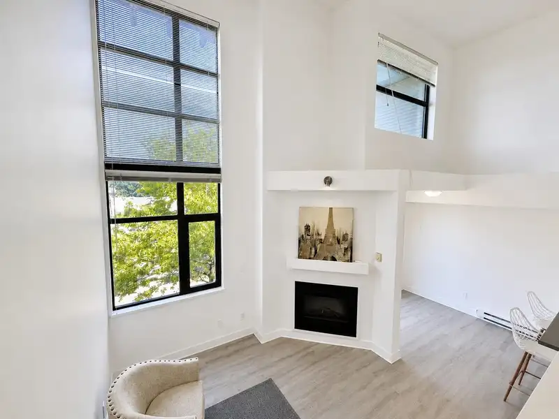 434 10838 CITY PARKWAY - photo 1 of 31