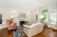 5654 144A STREET - thumbnail 3