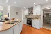309 16433 64 AVENUE - thumbnail 11