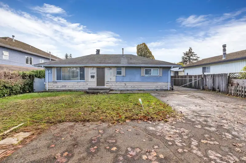 12928 64TH AVENUE - photo 1 of 12