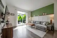 95 8168 136A STREET - thumbnail 8