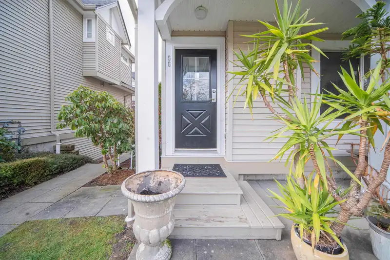 56 15488 101A AVENUE - photo 3 of 23