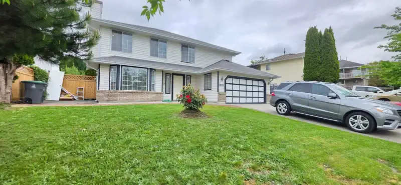 14919 SPENSER DRIVE - photo 1 of 36