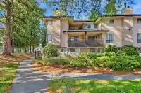 10511 HOLLY PARK LANE - thumbnail 1