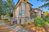 10511 HOLLY PARK LANE - thumbnail 23