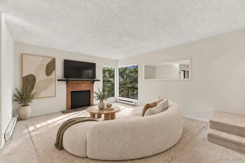 10511 HOLLY PARK LANE - photo 4 of 24