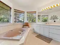 5677 185 STREET - thumbnail 25