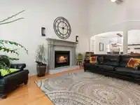5677 185 STREET - thumbnail 8