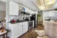 241 7156 121 STREET - thumbnail 14