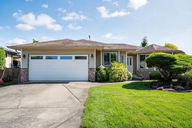 6310 171 STREET - photo 1 of 24