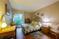 211 10626 151A STREET - thumbnail 9
