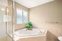 16527 63B AVENUE - thumbnail 25