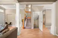 16527 63B AVENUE - thumbnail 4