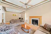 16527 63B AVENUE - thumbnail 9