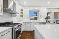 6060 145A STREET - thumbnail 3
