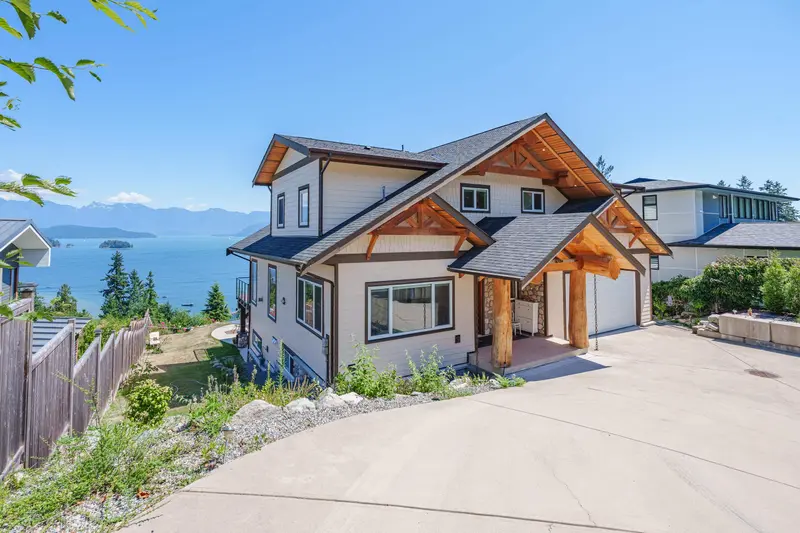 1246 ST ANDREWS ROAD - photo 3 of 25