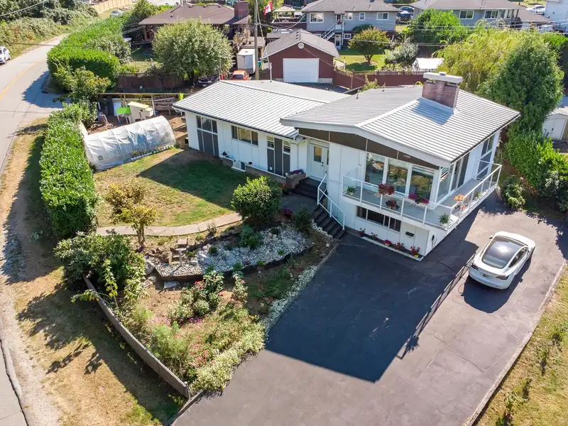 11906 100 AVENUE - photo 2 of 25