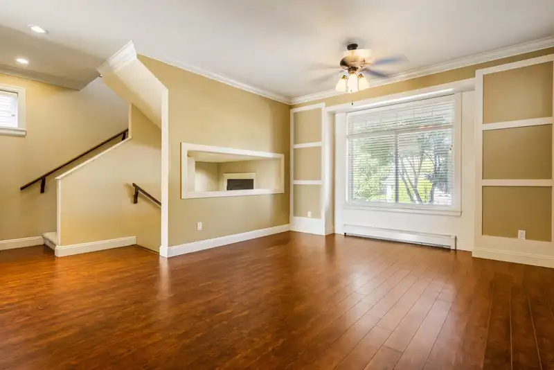 10172 128 STREET - photo 3 of 35