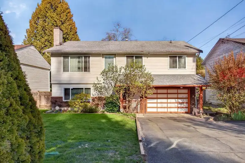 10842 144A STREET - photo 1 of 25