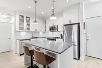 211 16380 64 AVENUE - thumbnail 6