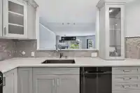 404 13680 84 AVENUE - thumbnail 6