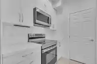 415 10237 133 STREET - thumbnail 22