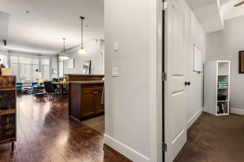 203 45615 BRETT AVENUE - photo 4 of 25