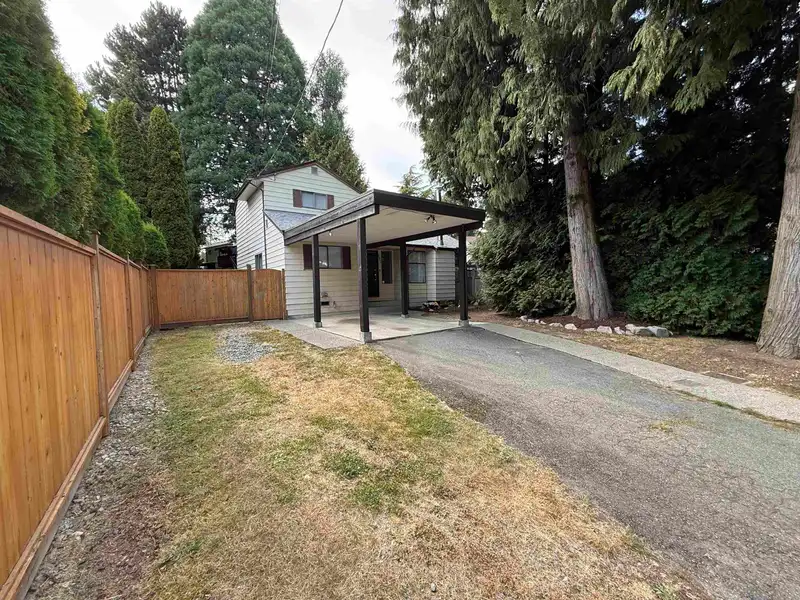 6601 134 STREET - photo 2 of 38