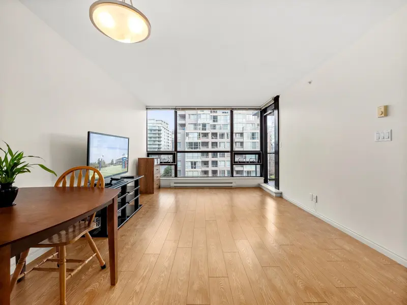 905 8100 SABA ROAD - photo 3 of 21