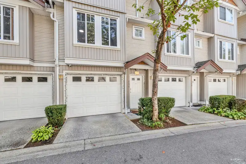 111 12711 64 AVENUE - photo 3 of 26