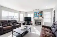 406 8139 121A STREET - thumbnail 4