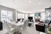 406 8139 121A STREET - thumbnail 9